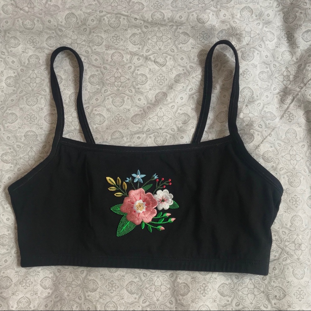 SOLD ON DEPOP FLORAL BLACK MICRO CAMI